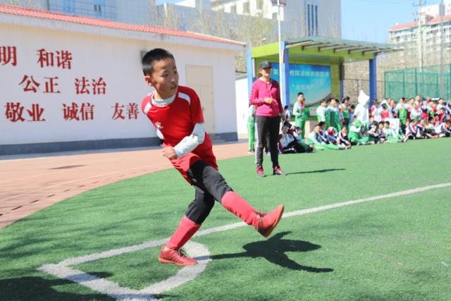 温瑞博3-1战胜巴德采访，赞对手情商高并谈局势变化